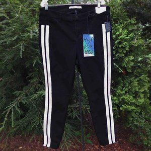 Celebrity Pink Plus Hi-rise Ankle Skinny Jeans NWT